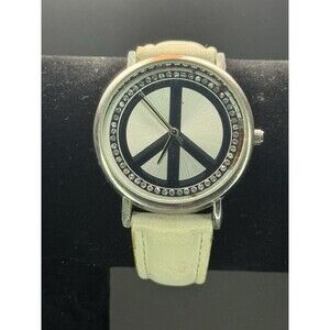 Qpeace Watch (used) (chipped)  Vintage Look
